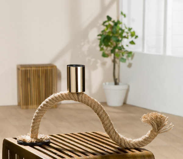 Tischleuchte "Taudesign"